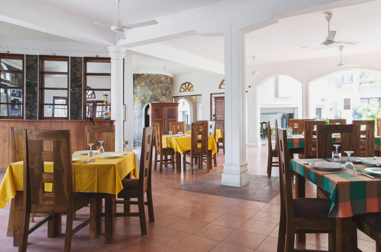 Hotel Neptune Bay Unawatuna Beach Екстер'єр фото