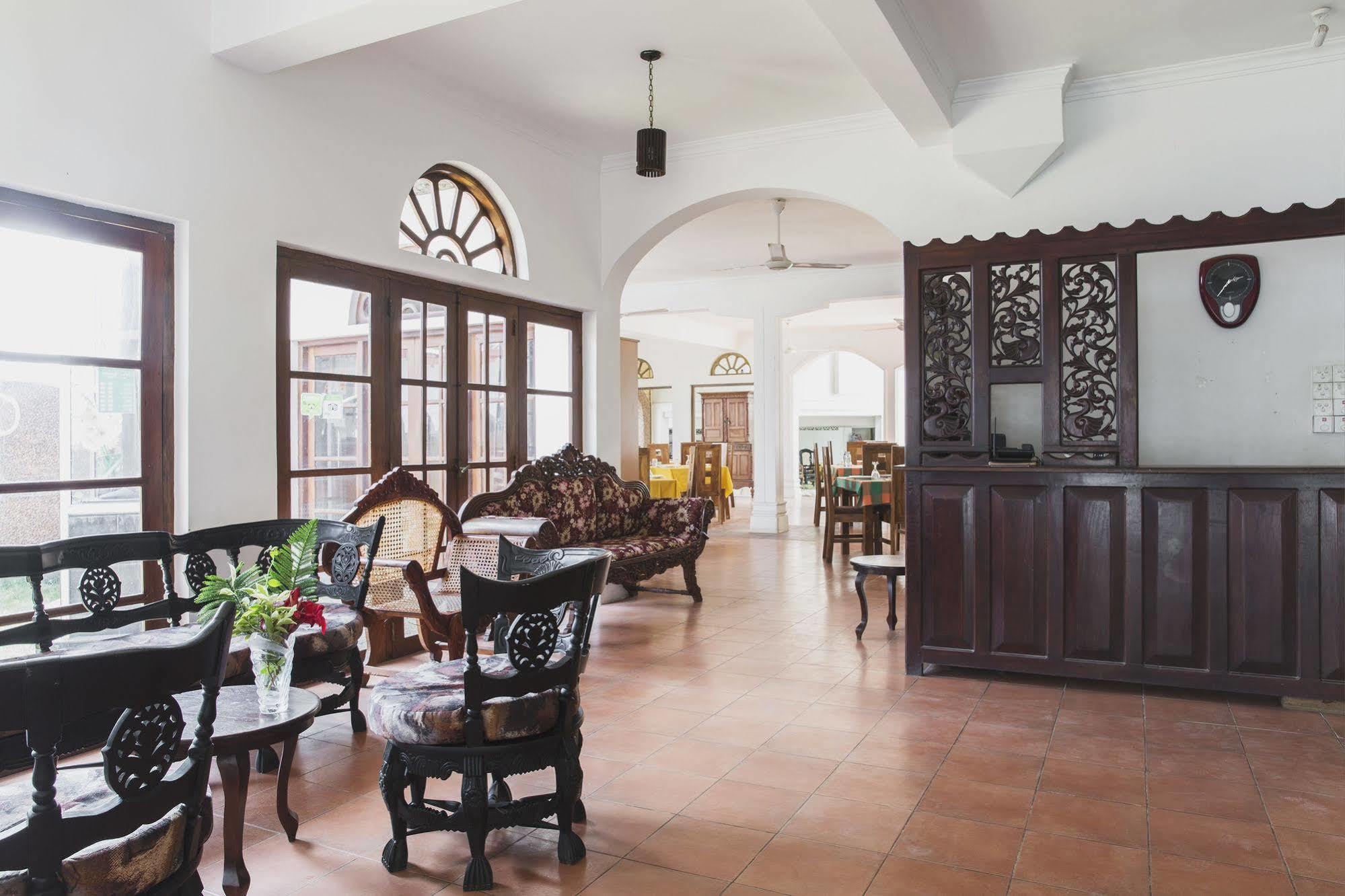 Hotel Neptune Bay Unawatuna Beach Екстер'єр фото